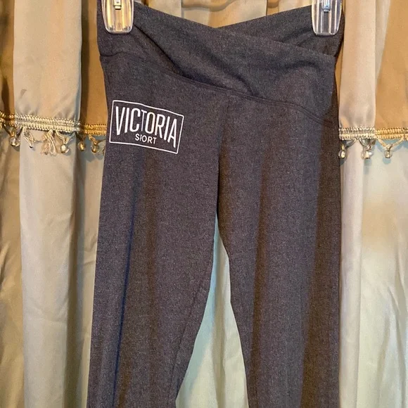 Victoria sport workout leggings gray by Victoria secret XS - Picture 1 of 6